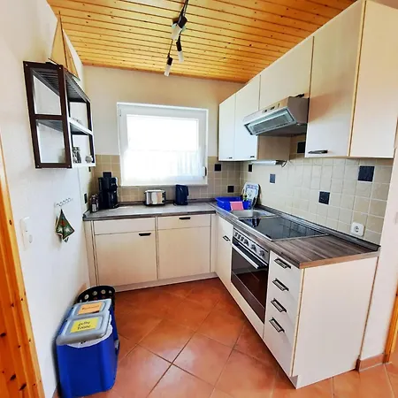 Haus Stefan - Ferienwohnung Emma Daire Graal-Mueritz